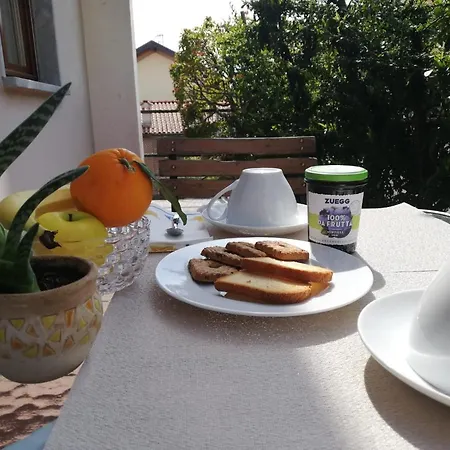 La Piazzetta Апартаменты Стреза